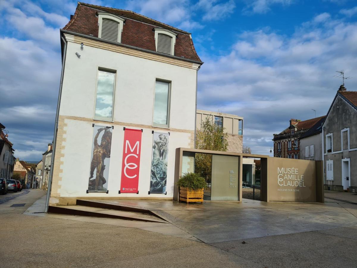 Hotel Le Relais de l'endormie à Nogent-sur-Seine Extérieur photo
