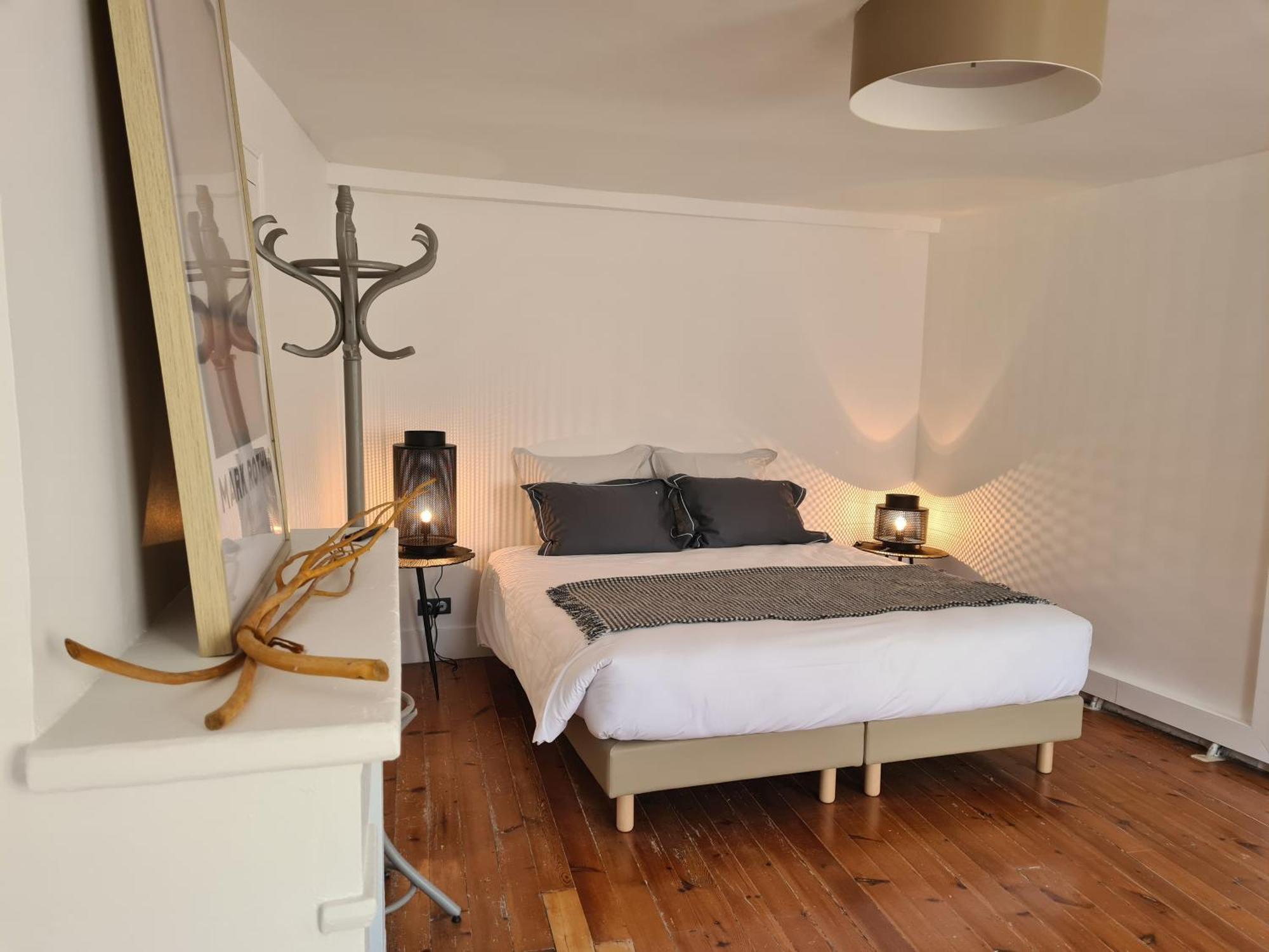 Hotel Le Relais de l'endormie à Nogent-sur-Seine Extérieur photo