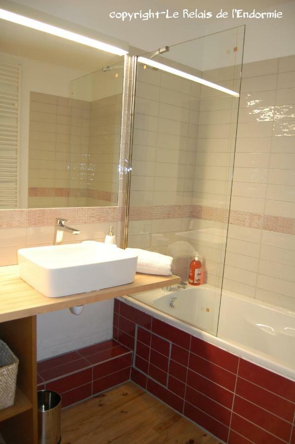 Hotel Le Relais de l'endormie à Nogent-sur-Seine Extérieur photo